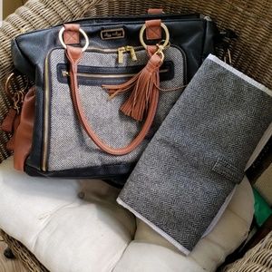 SOLD Itzy Ritzy Tribe Tote Coffee & Cream